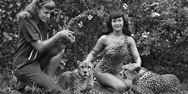 Bunny Yeager: The Photographer Who Immortalized a ’50s Sex Goddess