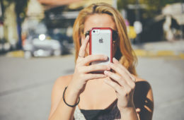 Will Taking Photos Make You Happier? Here's What Science Has to Say