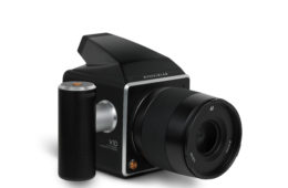 Hasselblad’s V1D 4116 Mirrorless Concept Camera is a Return to Square