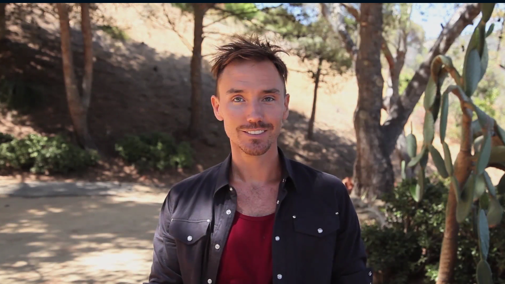 "Sharkwater" Filmmaker Rob Stewart Disappears While Diving Off Florida Keys